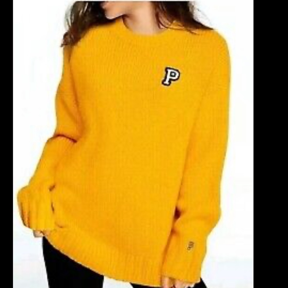 PINK Victoria Secret knitted boyfriend sweater